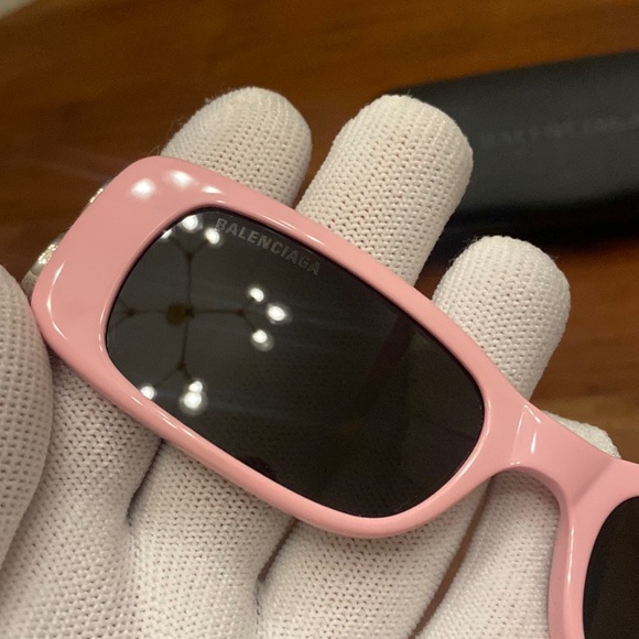 New‼️ Balenciaga Eyewear - Picture 4 of 12